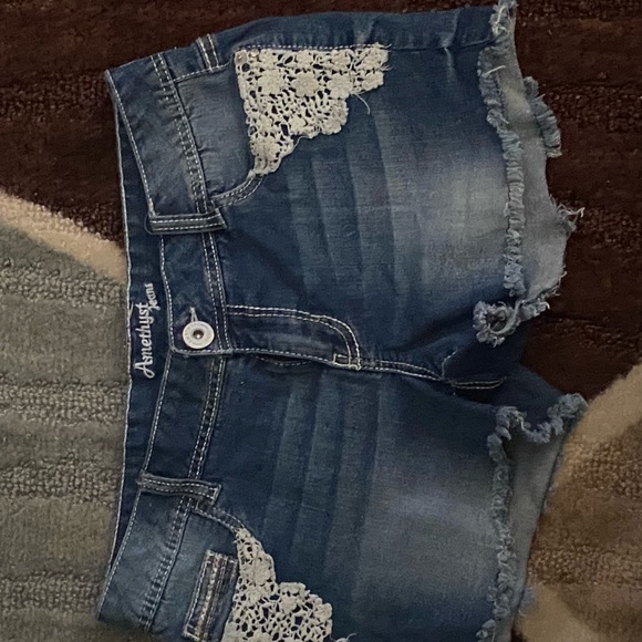 Jean shorts - Picture 3 of 3